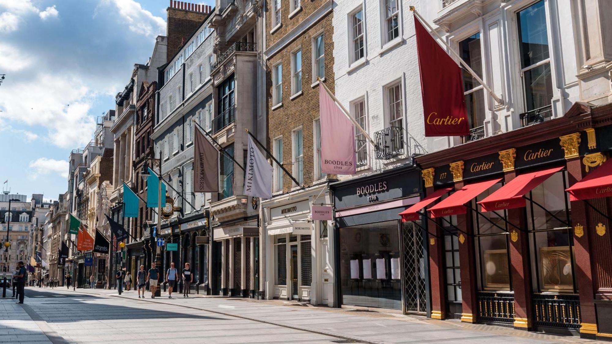3 Million Pound Super Prime Bond Street Mayfair Sleeps 6 * London